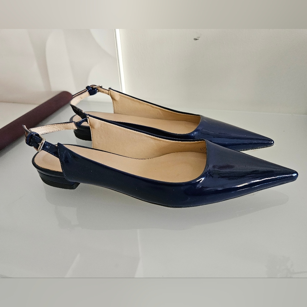 Zara Faux Patent Leather Flat Sandals US 6.5